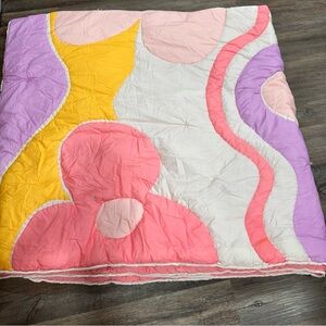 West Elm Wave Floral Quilt Full/Queen